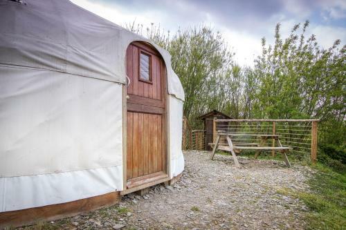 Ceridwen Glamping, Double Decker Bus And Yurts