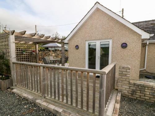 Felin Cottage