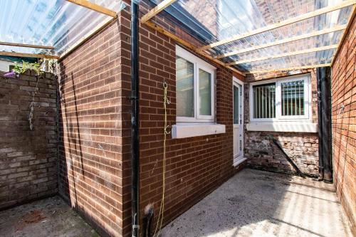 Superb Anfield Guesthouse - Free Parking