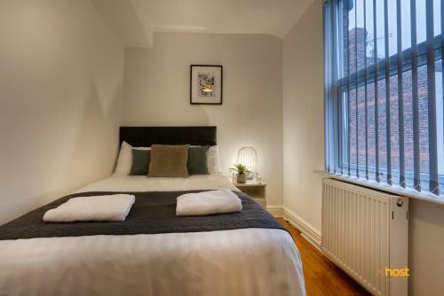 Host Liverpool - Superb Spacious House