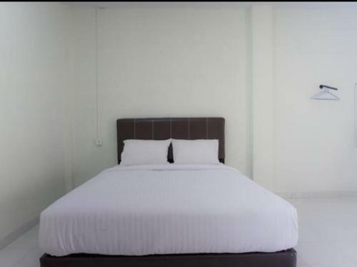 Hostal Kupula Guest House