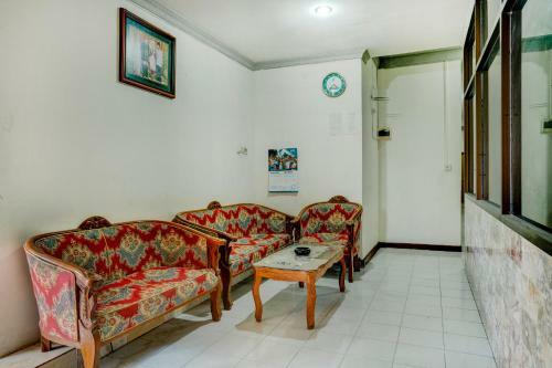 Hotel Oyo 2972 Wisma Sartika