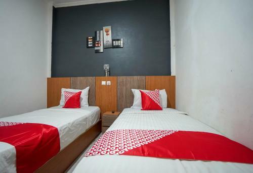 Hotel Oyo 1266 Green Palm Kostel Syariah