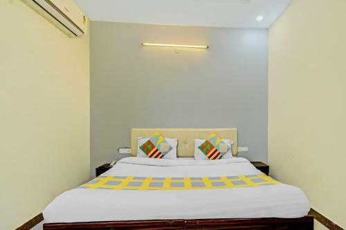 Hotel Collection O 87999 Square 1