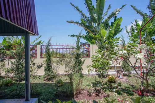 Hostal Rumah Kost Maple
