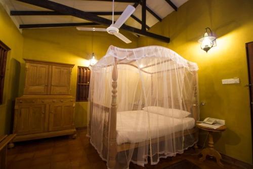 Lake Serenity Boutique Hotel