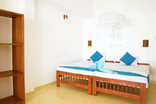 Hostal Beach Inns Holiday Resort