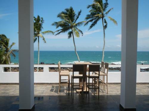 Villa Silverlane Beach House