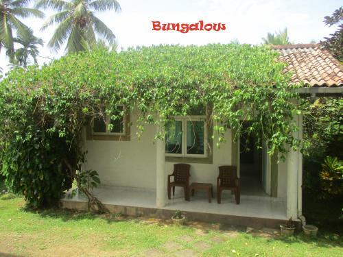 Bed & Breakfast Raja Beach Hotel