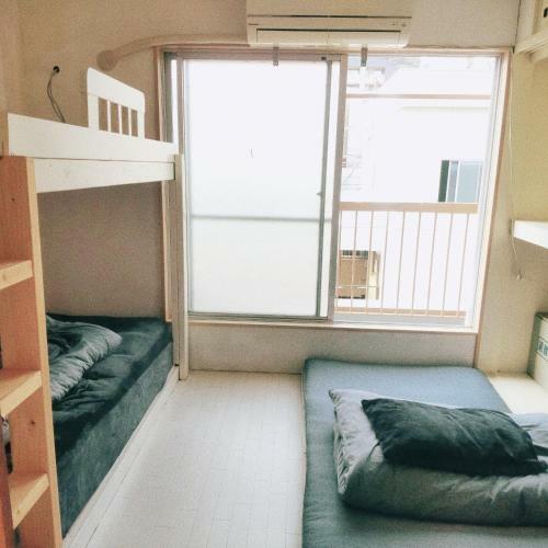 Tonarino Hostel