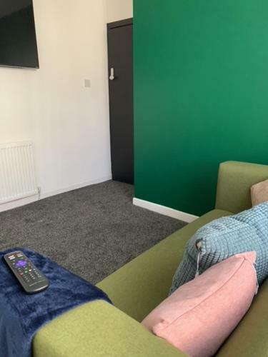 Hostal Lfc Staycation