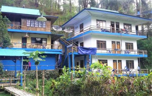 Hostal Lembah Biru Lagoon