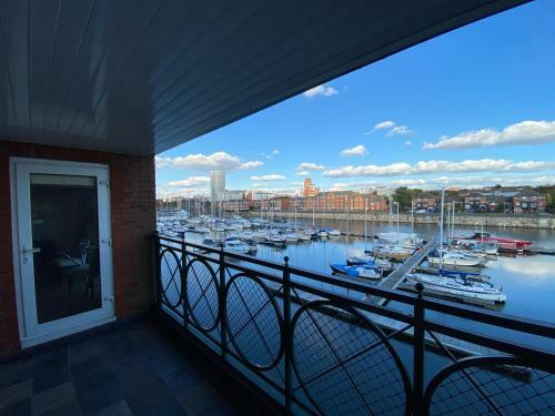 Liverool Dockside Apartment