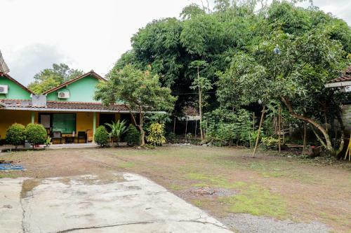 Albergue Penginapan Roro Mendut