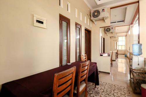 Hostal The Joglo Family Hotel
