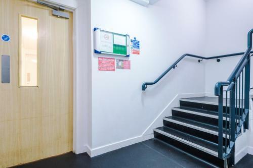 Apartamento King Bed Suite With Parking ? Free Gym Access