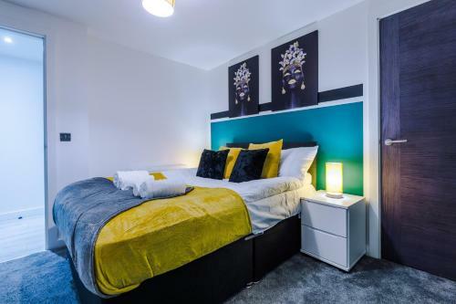 Luxurious Central Apartment With Parking