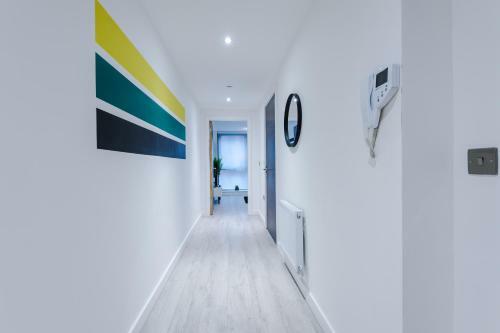 Luxurious Central Apartment With Parking