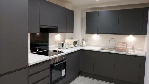 Stunning 1-bed Apartment In Liverpool
