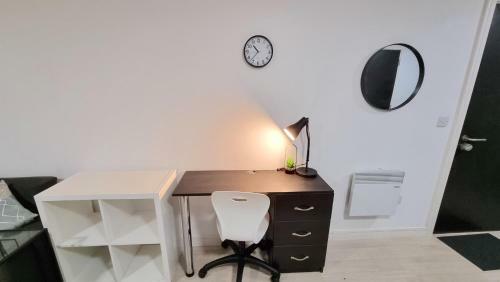 Apartamento Spacious City Studio / Wifi / Parking