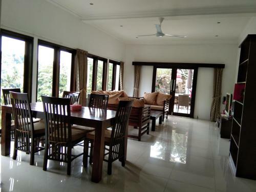 Apartamento Rumah Riang