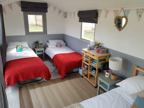 Acorn Camping And Caravan Park