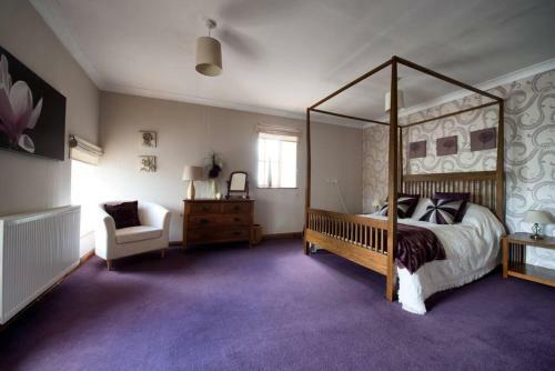 Beautiful Grade 2 Welsh Longhouse With Rural Views