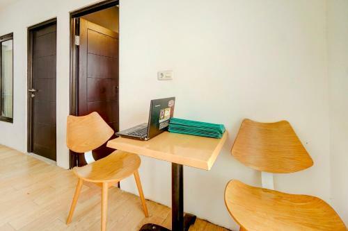 Hotel Spot On 90686 Griyapram Backpacker Syariah