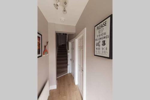 Argyle House, 10 Minute Walk From City Centre