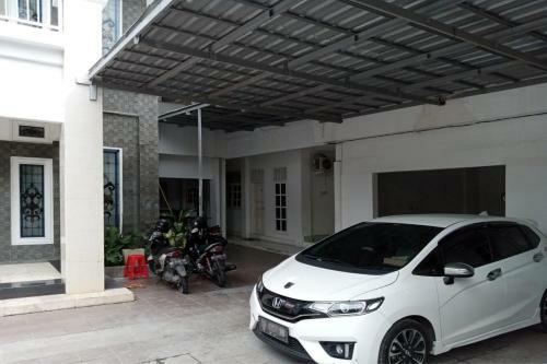 Hotel Oyo 3741 Mutiara Syariah 1