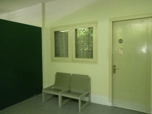 Hostal De-lima Guest House & Cafe