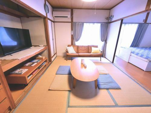 Sumitsugu House ?