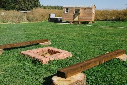 Nori's Nest, Shepherds Hut, Croft Hooper