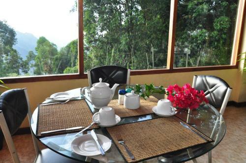 Hotel Sky Green Resort
