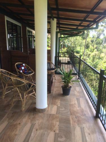 Hostal Rock Side Inn - Ella