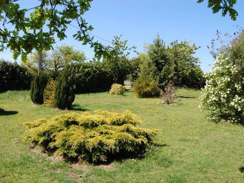 Holiday Home Les Volets Bleus Baguermorvan