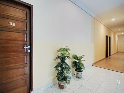 Hotel Vaccinated Staff - Oyo 90381 Belva Guest House