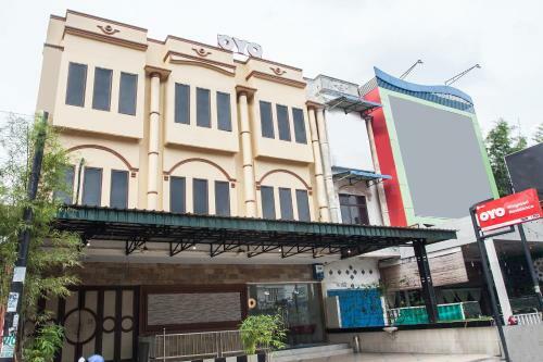 Hotel Oyo 1585 Ring Road Residence