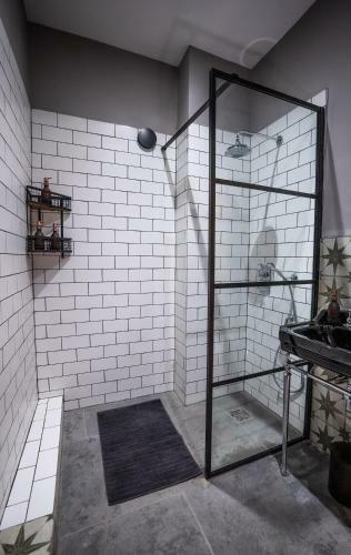 Apartamento Newly Refurbished, Central Apt With Free Parking