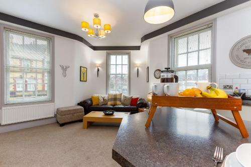 Charles Alexander Short Stay - The Old Bank Apartments