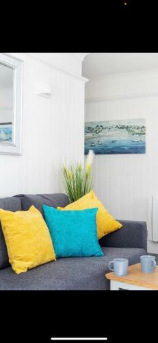 Luxury Beachfront Apartment 50m From The Beach