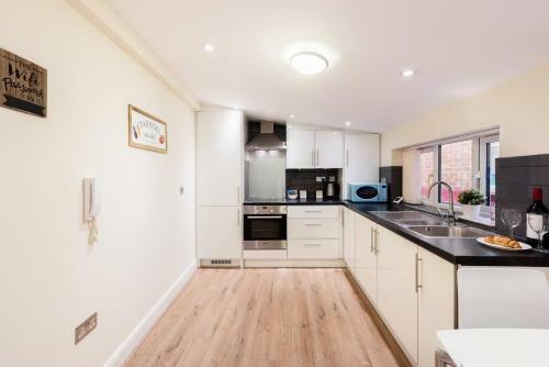 Central Maidenhead Apartment