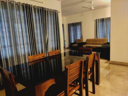 Hostal Luxvilla