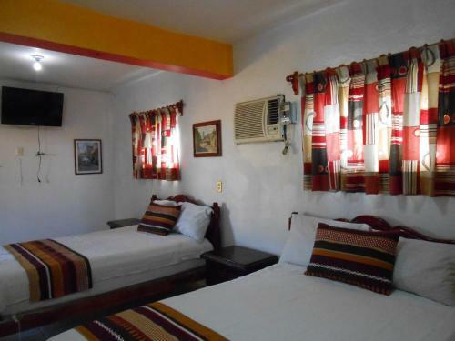 Hotel Y Bungalows Monteverde