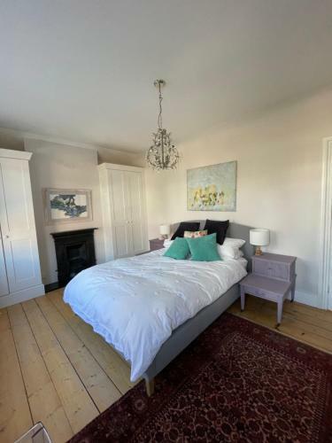 Villa Marlow Victorian Townhouse