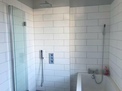 Margate's Modern Luxury Apartment