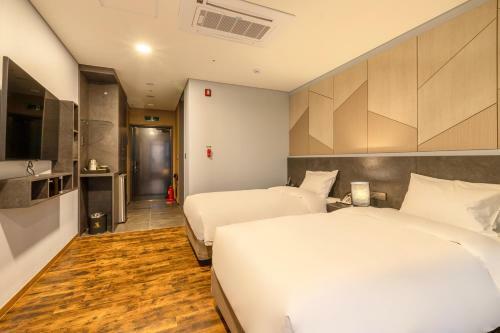 Urban-est Hotel