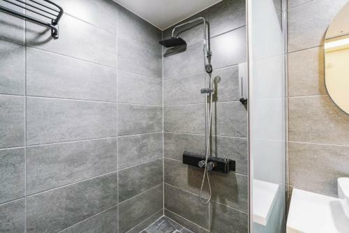 Pyeongtaek Godeok Rich Stay Hotel