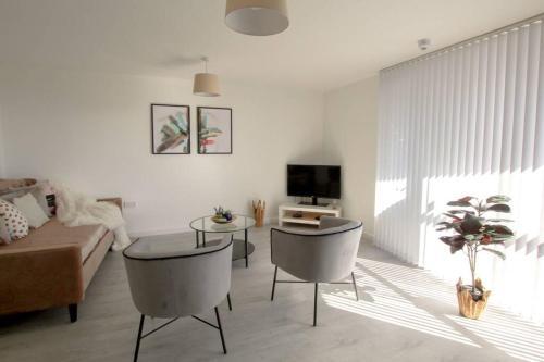 Apartamento Modern Fresh 2bd Apt Close To Centre And Uni-slps5