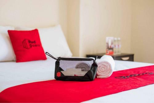 Reddoorz At Brizky Hotel Palu
